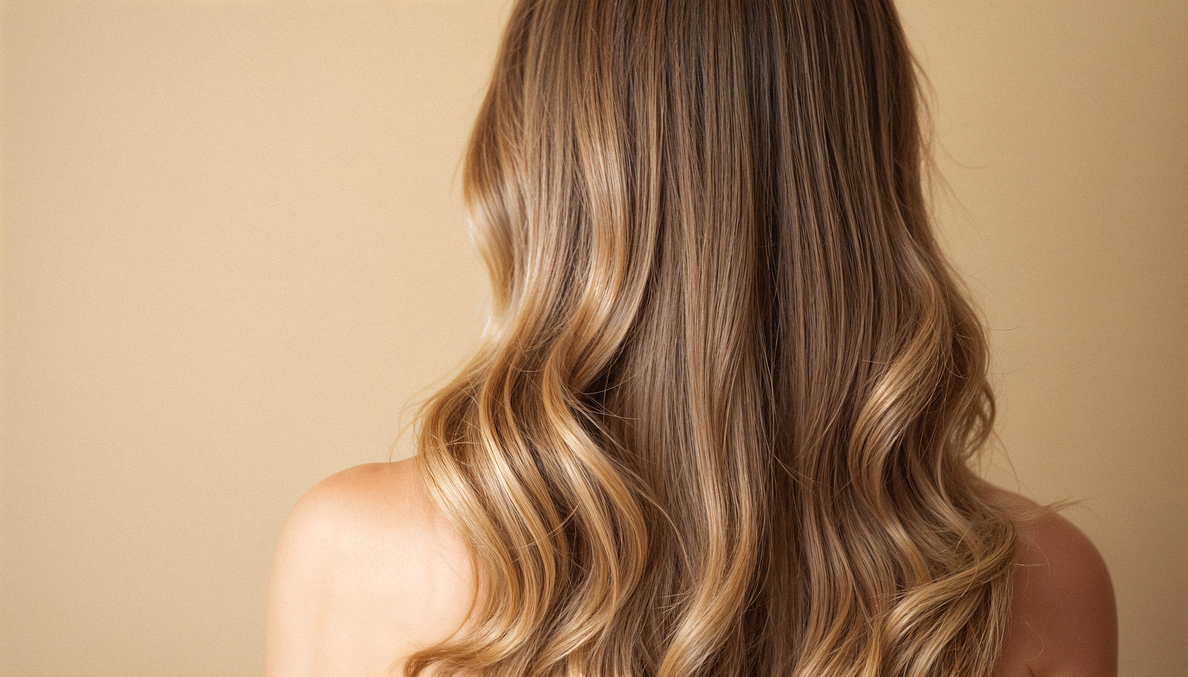 volágosbarna balayage