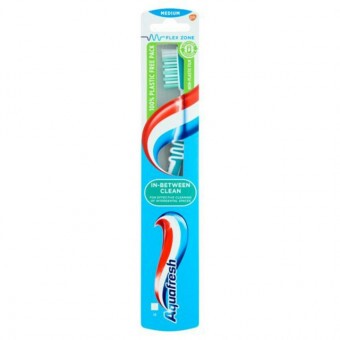 Aquafresh Fogkefe Clean In-between Medium